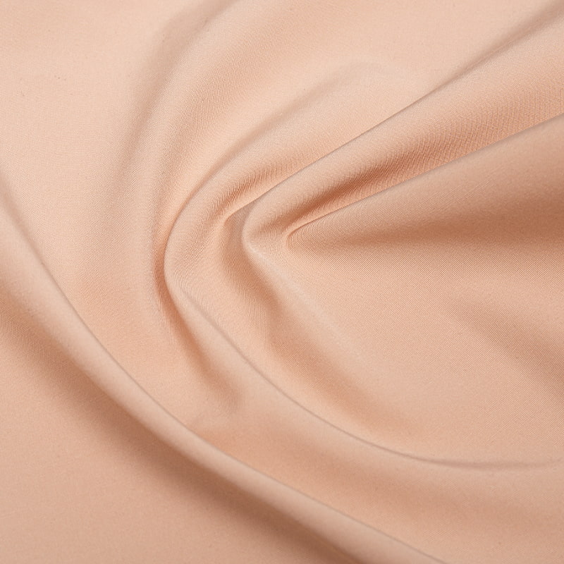 Comment les machines créent-elles une bordure de lisière dans un tissu tissé ?
